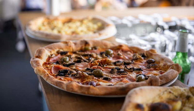 Cruzeiro com pizza em Estocolmo - Foto 3, Deliciosas pizzas a bordo do barco em Estocolmo