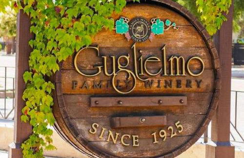 Morgan Hill Couples Gem Villa in the Vineyards - Foto 1