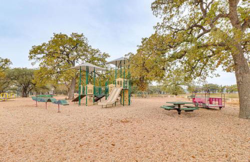 Modern Point Venture Vacation Rental with Deck! - Foto 35