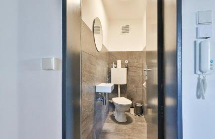 Urban Central 5th Floor near station - Foto 18