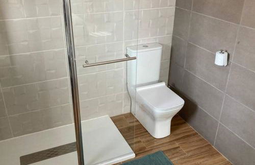 Piso nuevo, céntrico y tranquilo - Foto 12