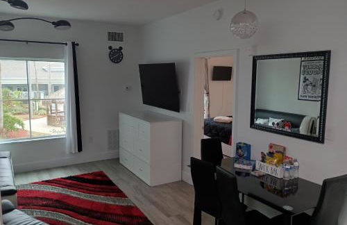 Free Shuttle 2 Queen Disney Area - Foto 140