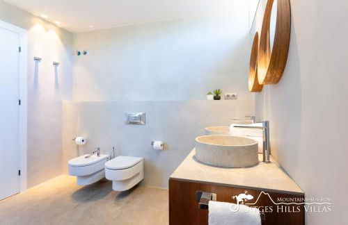 Stunning Villa Angeles with Private Pool and AC close to Sitges - Foto 19