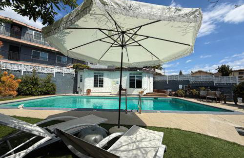 Charming Studio Oasis with Pool Near SoFi - MKLAD4 - Foto 8