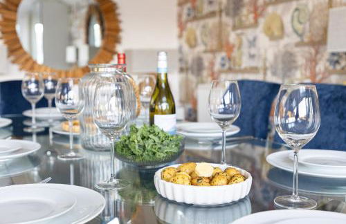 Homefield - Chic charm with unrivalled river views - Foto 16