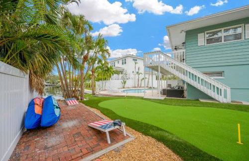 Home ON Key with pool, hot tub, putting green, arcade games, bike & mins to beach! - Foto 59