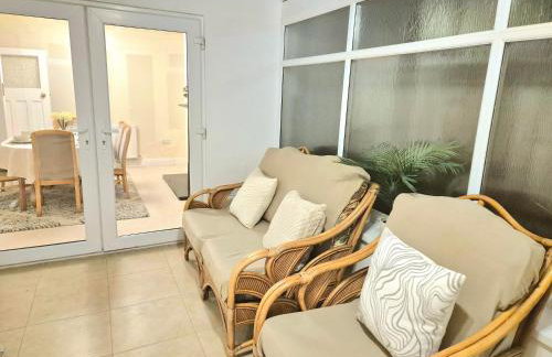 Spacious house with parking in excellent location - Foto 14