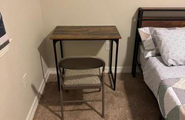 Cozy 2BHK Getaway in Cedar Park - Photo 10