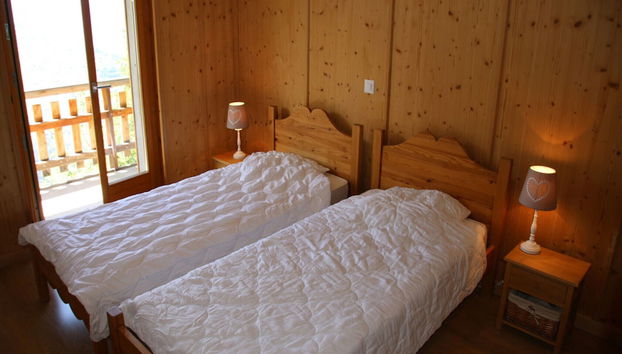 Chalet Nestled in Mountains and Garden - Foto 2, Habitación