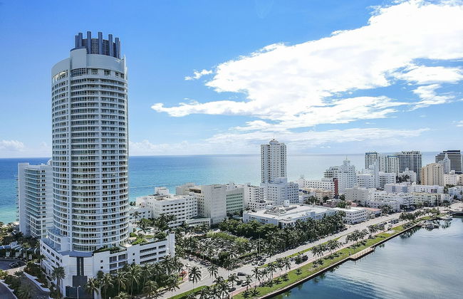 Junior Suite 1 At Sorrento S- Fontainebleau Miami Beach Studio Bedroom Home by RedAwning - Foto 17