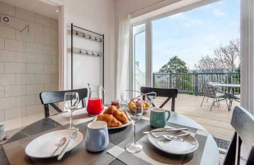 The Laurels - Photo 7