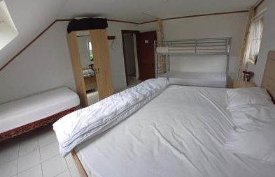 Good Shepherd Eifel - Foto 12