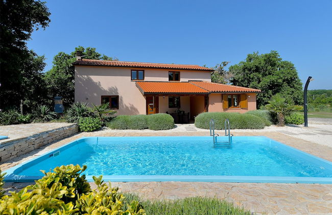 House 1926 - Photo 1