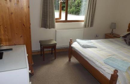 3 bedroom lodge- Sleeps 6- Avonvale Holiday Lodge - Photo 4