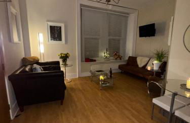 NEWLY REFURBISHED NOV 2025 Chic City Stay In Jesmond Apartment - Photo 1