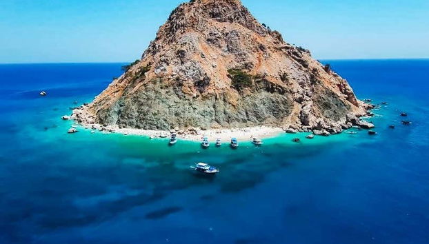 Paysages de l'île de Suluada