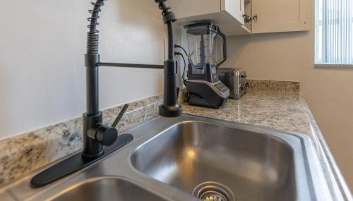 Serene Oasis - Sleeps 11 - Palm Waves Stays - Foto 5