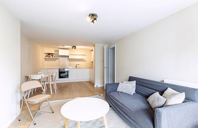 City Relay Sleek Apartment in Belgravia - Photo 7