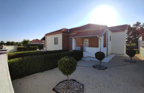 Holidayhouse Alirio with heated pool. - Foto 73