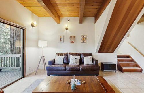 Deep Woods Hideaway - Photo 15