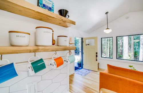 Peaceful Mendocino Cottage Surrounded By Redwoods - Photo 11