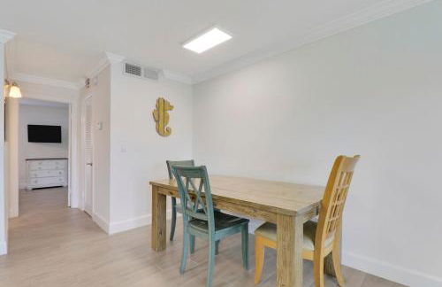 Sailfish Suites 5 - Waterfront Lodging - Photo 14