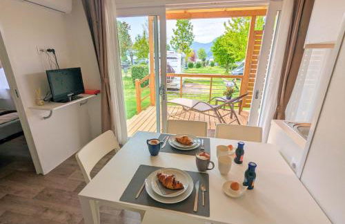 Mobile Home on Lago Maggiore - Direct Beach Access M3 - Foto 18