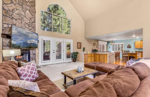 ACE - A Hole in One Right on the Golf Course Hot Tub Mt Views Pines - Foto 4