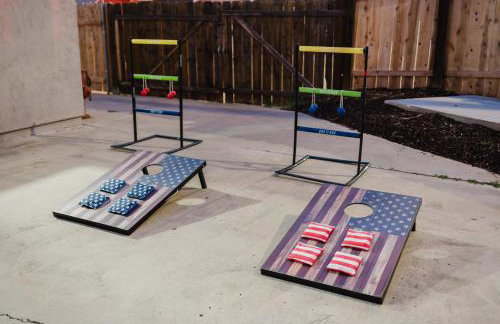 Entire Private Home with 3 Bedrooms 2 Bathrooms, Hot Tub, Garage, King Bed, Available Now - Foto 21