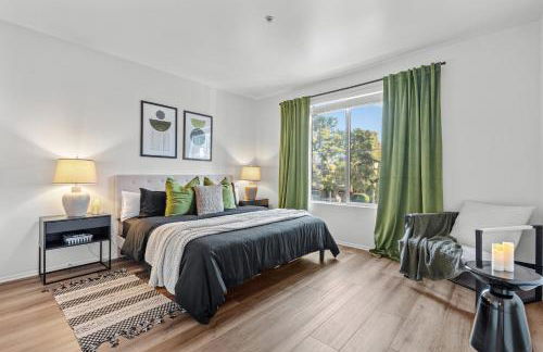 Luxury 2BDR with Parking & Pool - Marina del Rey - Foto 1