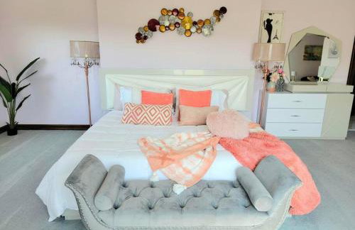 Luxury Hill Villa with Spectacular View - Foto 54