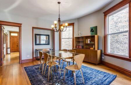 Garage Parking - Vintage Charm - and a Fabulous Location! Easily Enjoy the Best of Chicago! - Foto 12