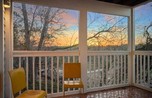 The Clifftop Perch, 70ft above the dry Blanco - Foto 18