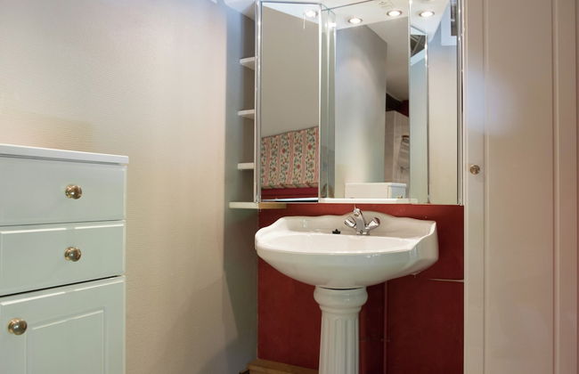 Desnie Farmhouse With Pool - Foto 16