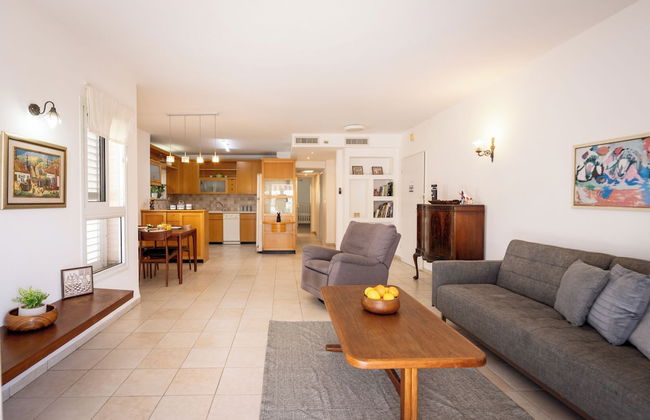 Homey Kiryat Haim Apt by Sea N Rent - Foto 22