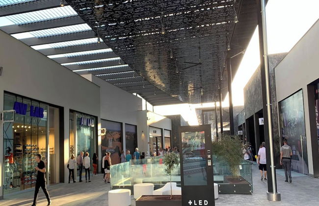 Modern Apartment With sea View Nearby the Beach - Photo 51