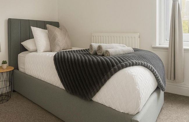 Relaxing Family Getaway in South Shields - Photo 3