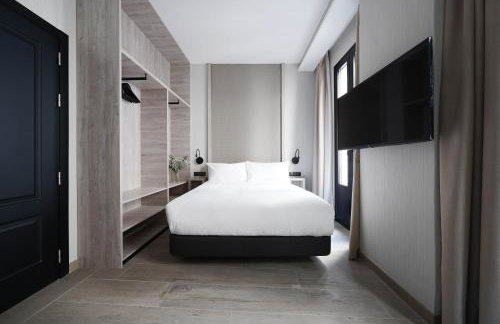 Numa Madrid Luna - Photo 4