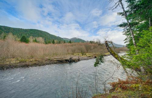 19 Mi to Slopes at Crystal Mtn Getaway with Hot Tub - Foto 3