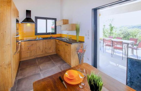 Gorgeous Home In Labeaume With Kitchen - Photo 7