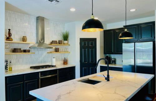 Huge Home near Old Folsom Pet & Family Friendly - Foto 13