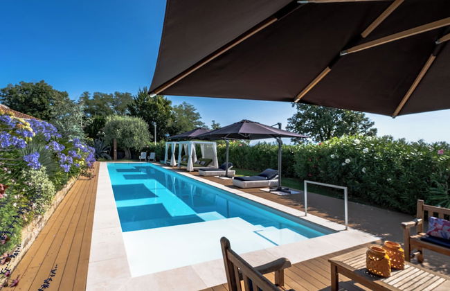 Green and Blue Villa by Wonderful Italy - Photo 50