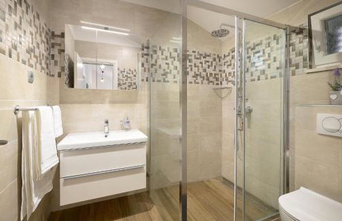 Stunning Home In Sestanovac - Photo 26