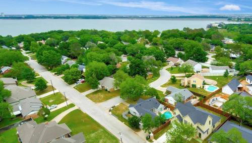 Grapevine Oasis, with Pool - Photo 1