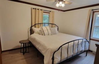 100 Acre Red Brick Ranch Hocking Hills Cabin Hot Tub 12 - Foto 11