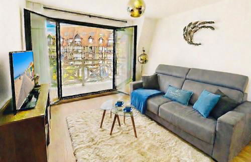 Refuge Chaleureux et Lumineux, Wifi, Balcon, Parking au coeur de Deauville - Photo 1