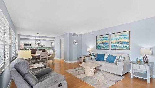 Beachside Las Olas Getaway Oasis with Pool - Foto 3