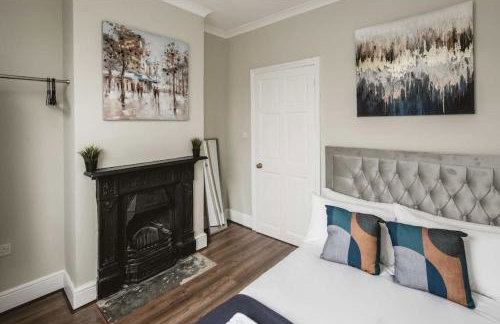 Elegant 5 bed house with parking- Photo ID Required - Foto 16