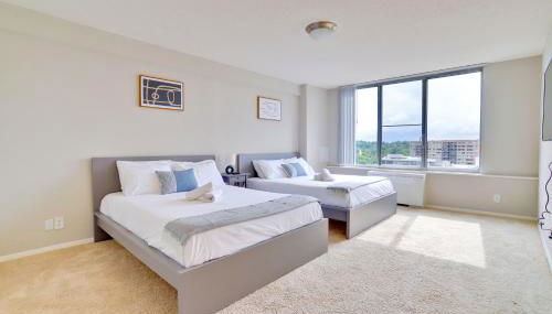 Group-Friendly Stay Near Metro - Foto 2, towels