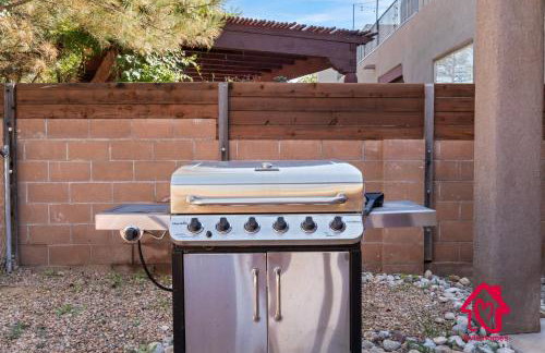 Desert Hills - An Irvie Home - Photo 21